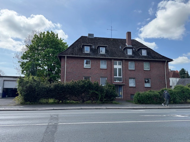 Mehrparteienhaus zu verkaufen in Wilhelmsaven Mehrparteienhaus zu verkaufen in Wilhelmsaven