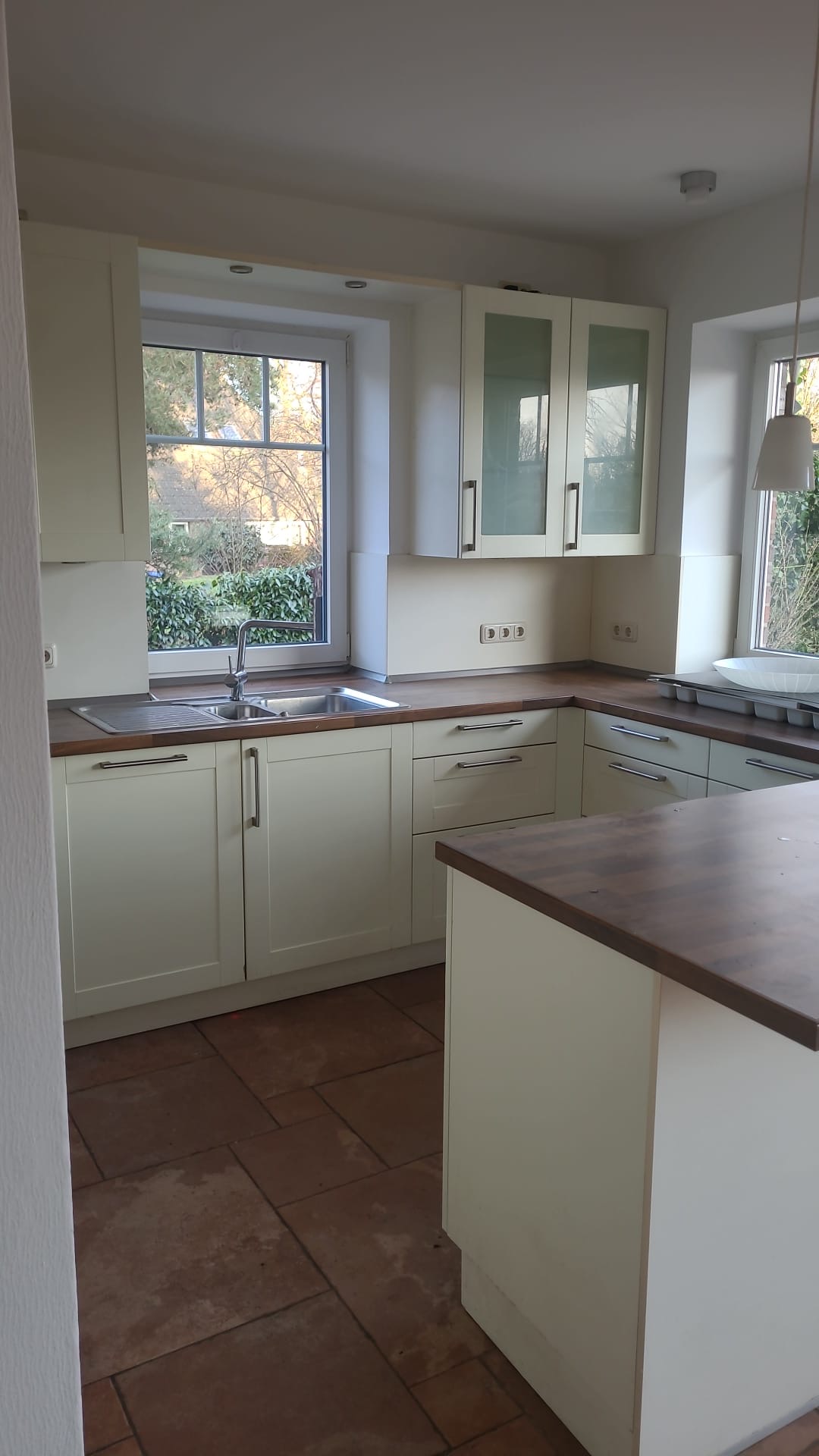 0073dab4-b234-4d31-bd75-6d3d3703ae2b