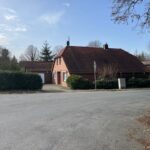 Einfamilienhaus mit Solar und großer Halle in Bekhausen (Gemeinde Rastede) zu verkaufen