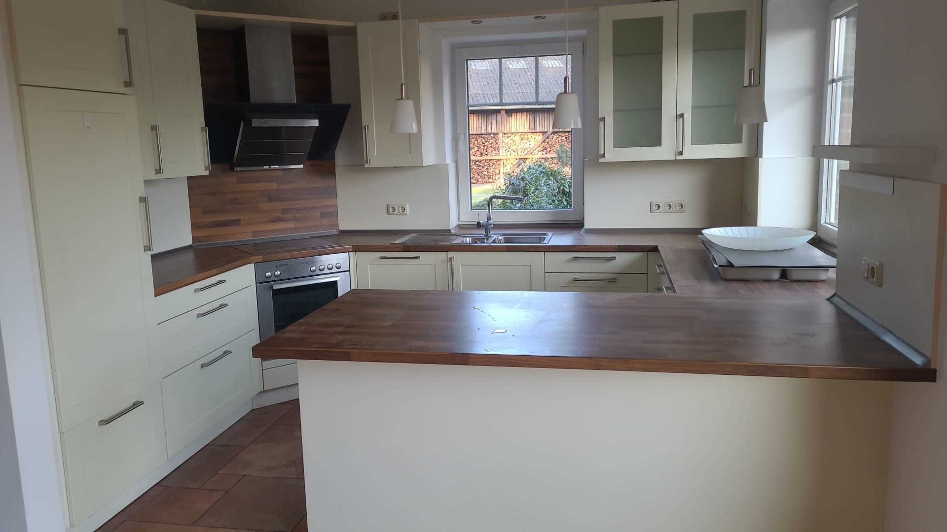 4f081494-f43b-4878-b794-b1ccb65da970