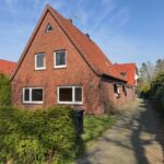 2 Einfamilienhäuser mit 3 Einheiten auf 2.285 m² Grundstück