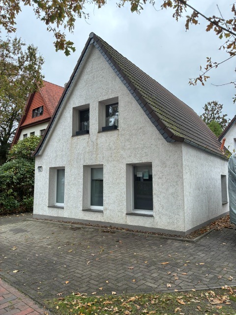 Kleines Einfamilienhaus zu verkaufen in Zetel